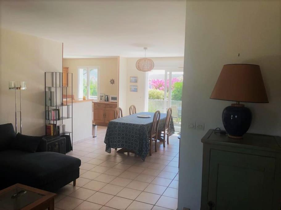 Agreable Maison Ensoleillee Avec Jardin Arbore Villa Le Château-dʼOléron Eksteriør billede